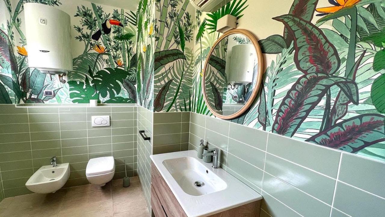 Leaf Apartment Равена Екстериор снимка