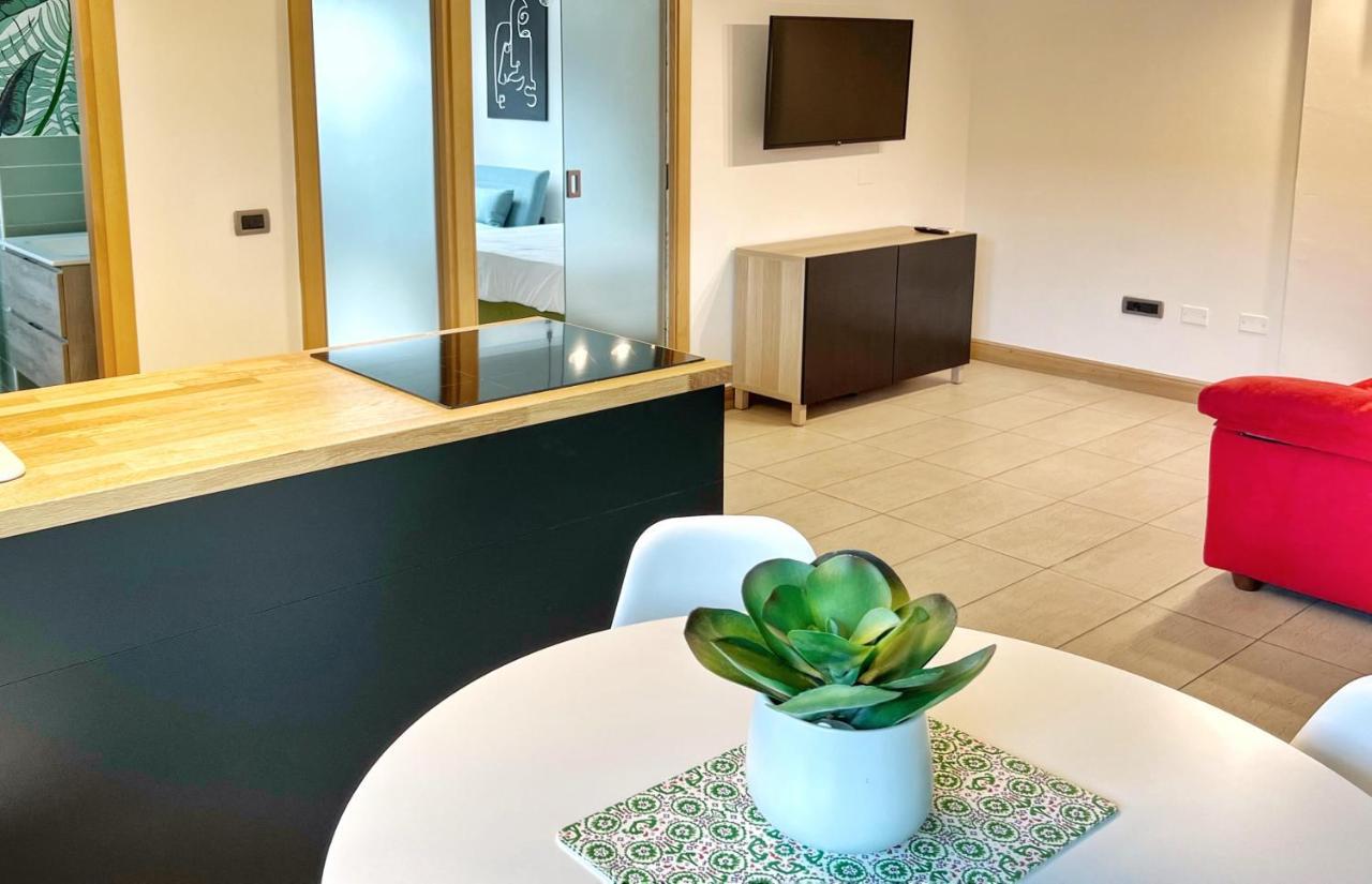 Leaf Apartment Равена Екстериор снимка